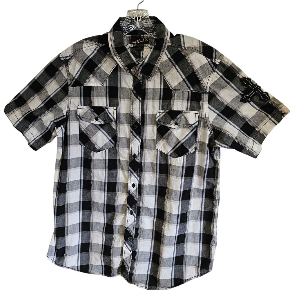 Helix Plaid‎ Button-down Stitched Crosses With Snap Pockets Size X Large Shirt